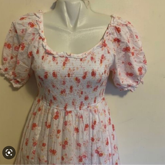 LoveShackFancy x Target Dress white, pink floral, puffy sleeves, shirred top - Picture 9 of 9